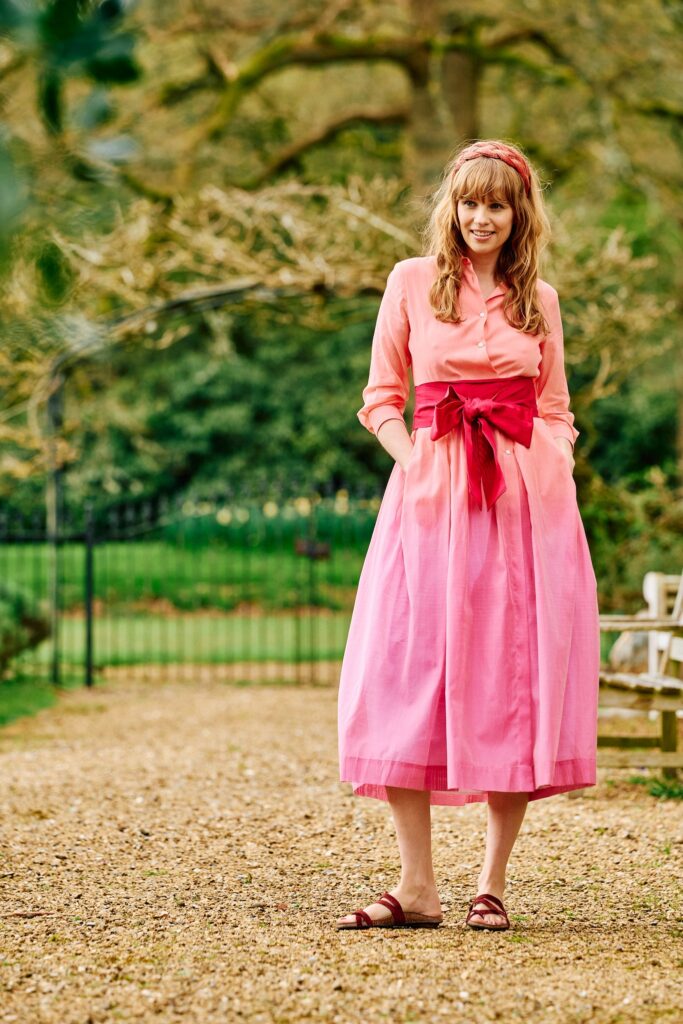 Essential Contemporary Midi Dress for Daily Wear